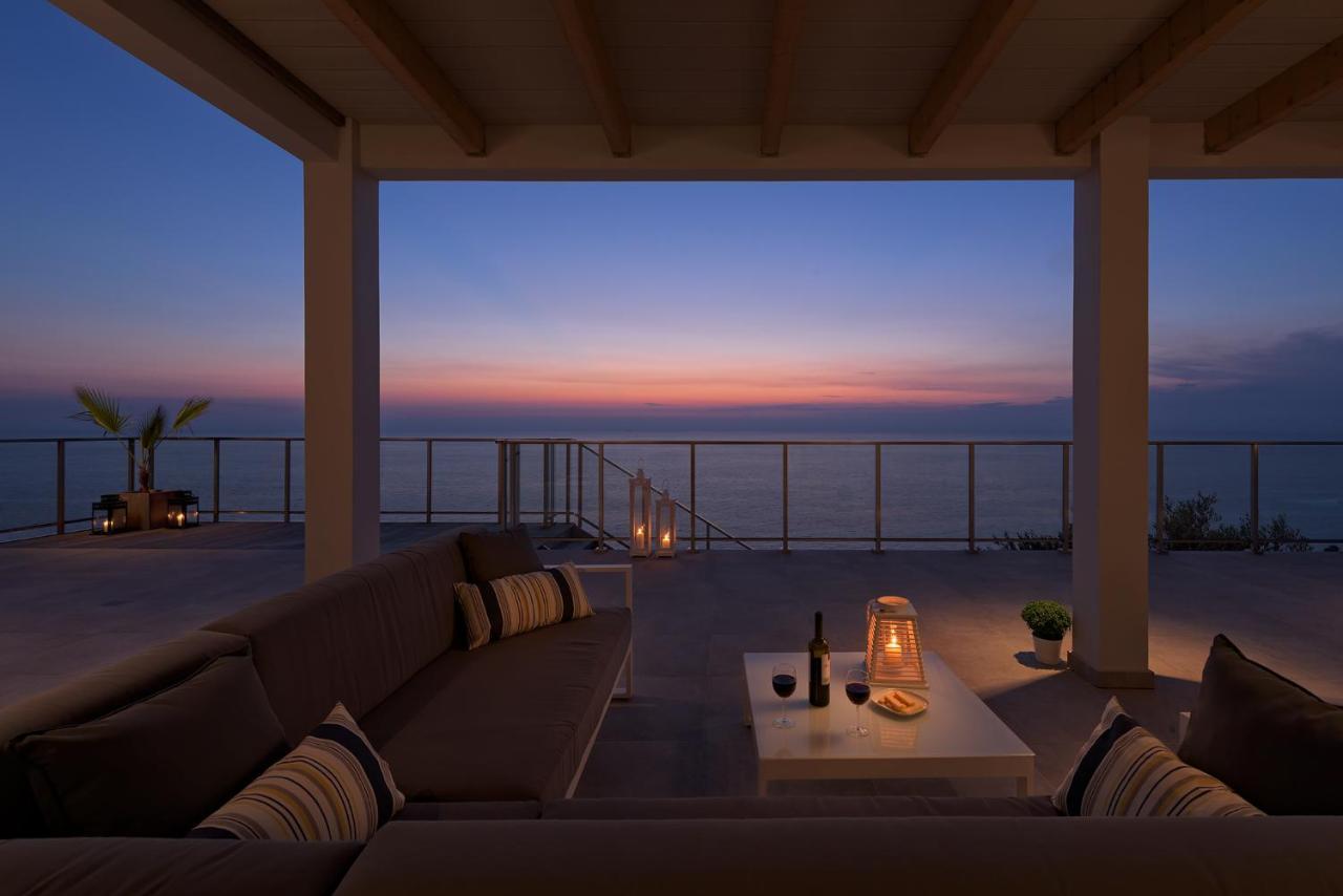 Kathisma Bay Villas - Luxury Villas- Villa Oceanos Kalamítsi Exterior foto